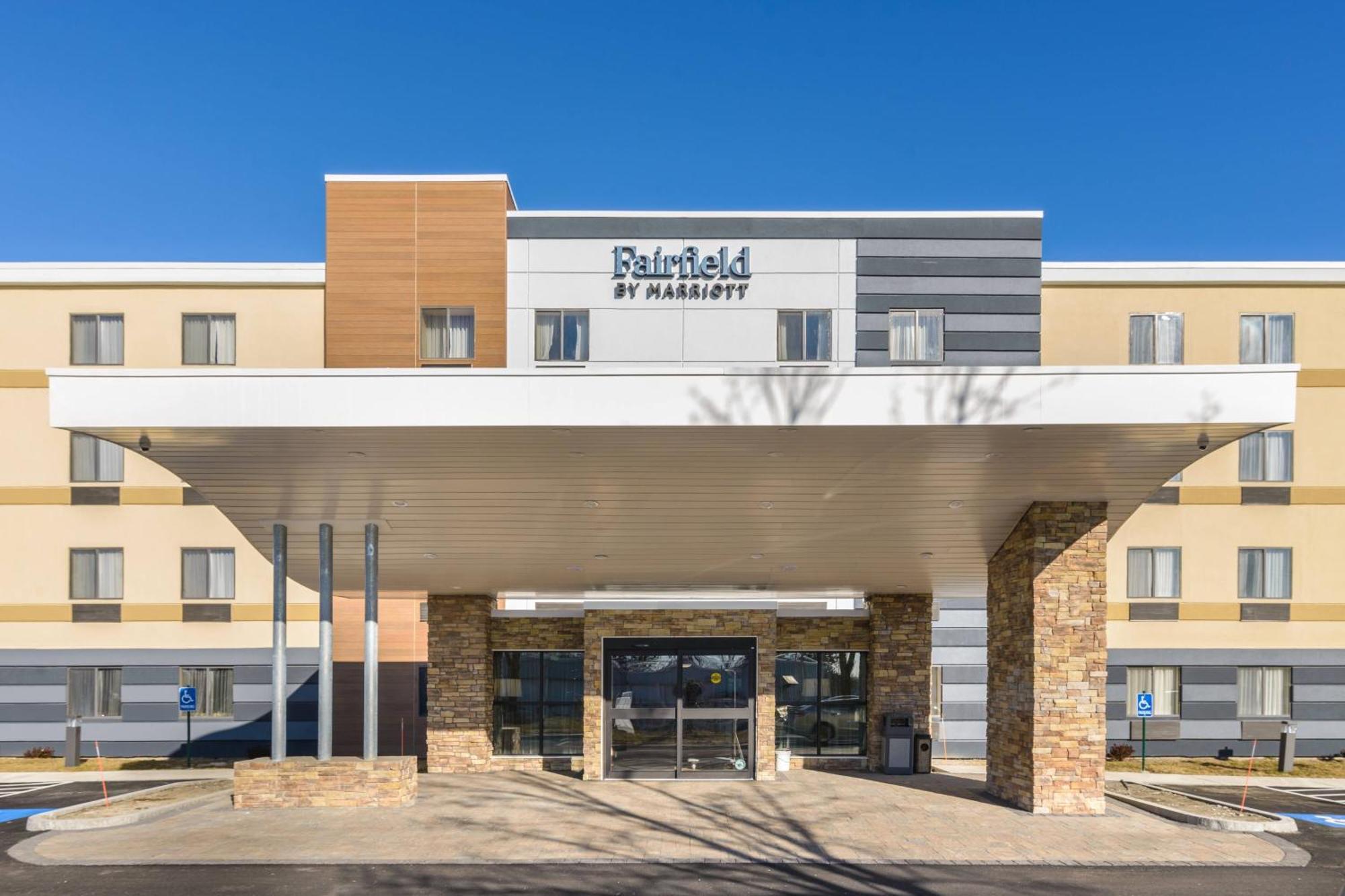 Fairfield Inn Manchester - Boston Regional Airport Exterior foto